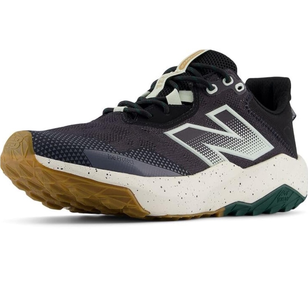 New Balance Black Trail Running Shoes 7.5 Brand New